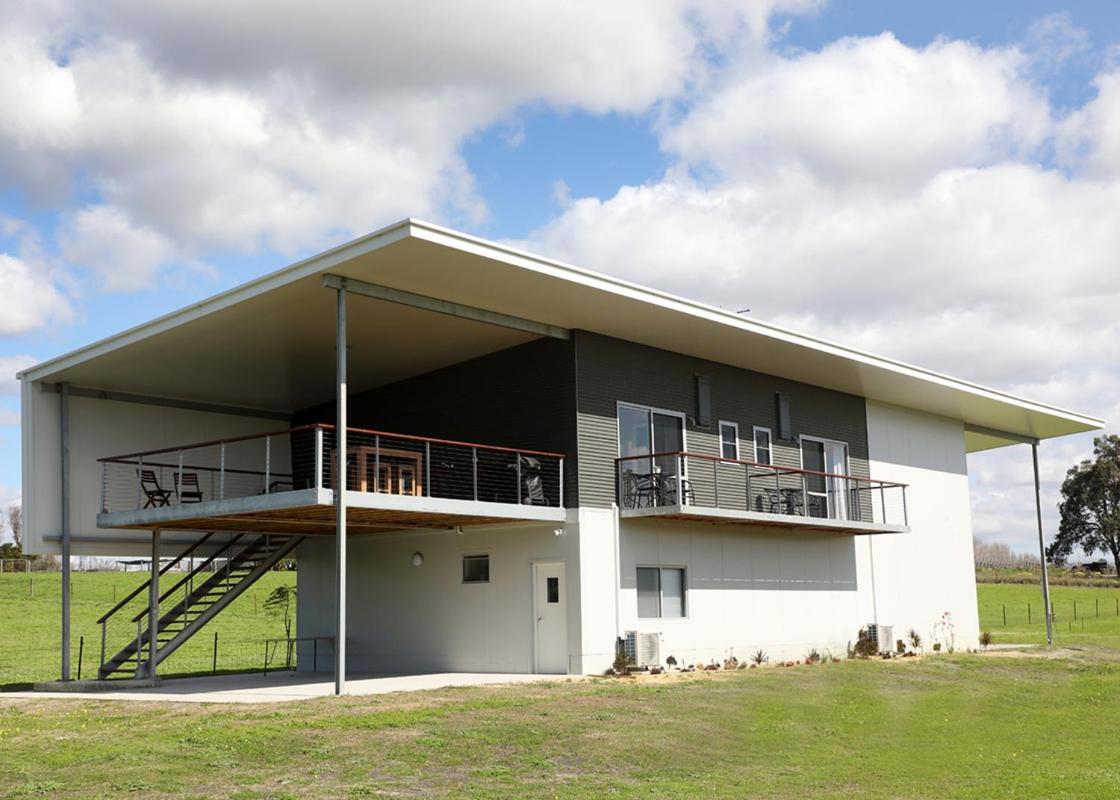 Lot113 Vineyard Accommodation Upper Swan Exterior photo
