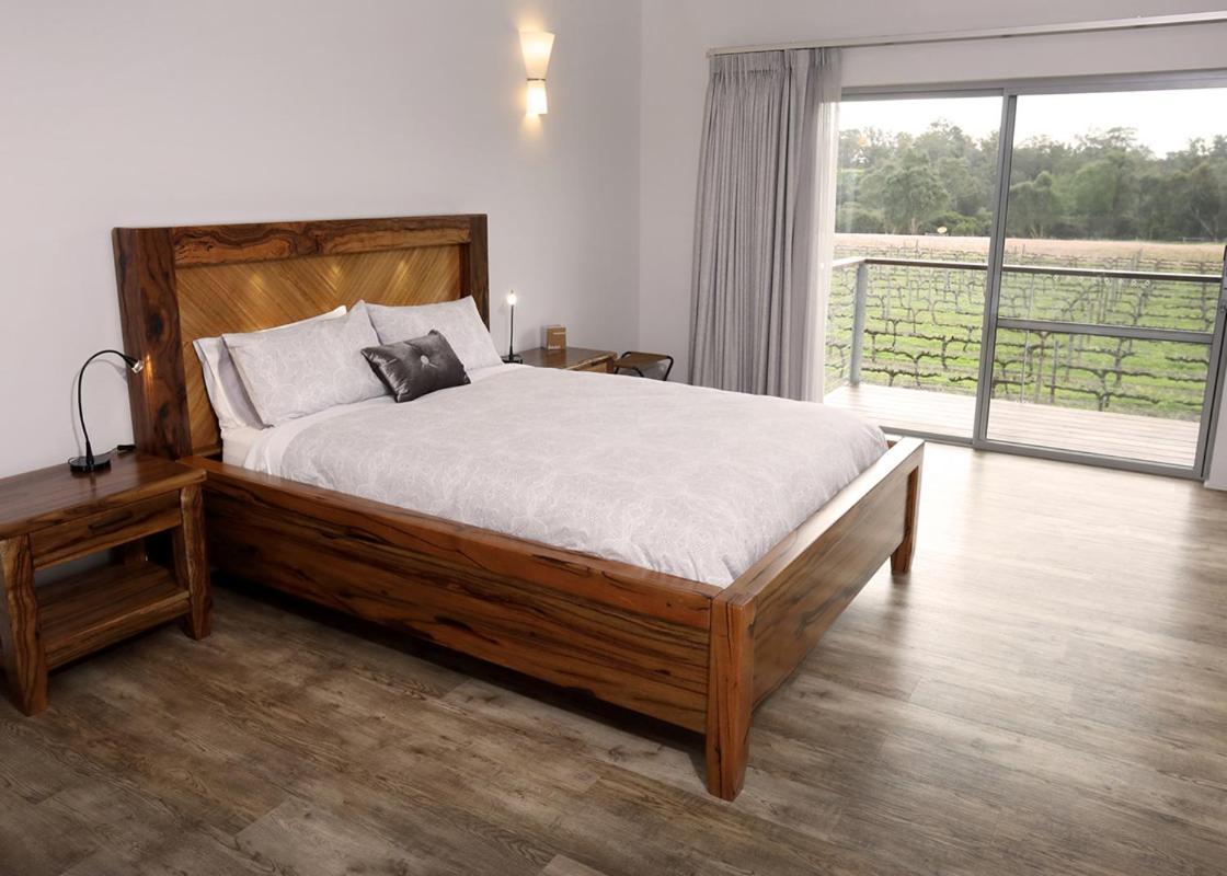 Lot113 Vineyard Accommodation Upper Swan Exterior photo